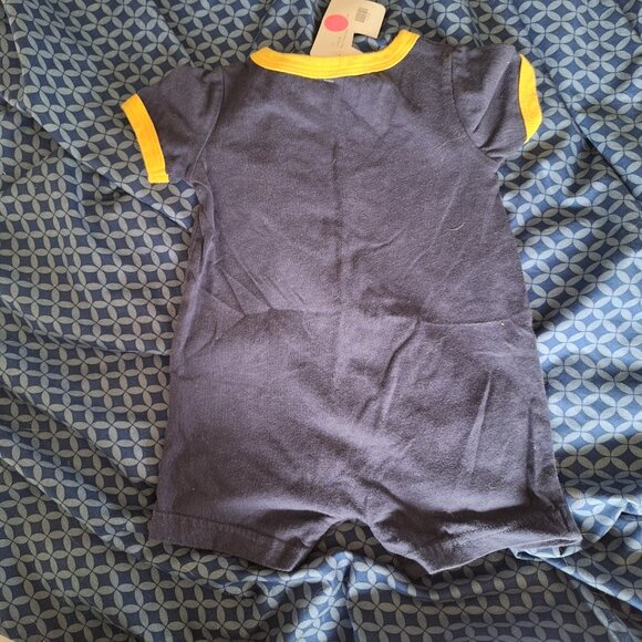 dad's silly monkey onesie - Picture 6 of 6